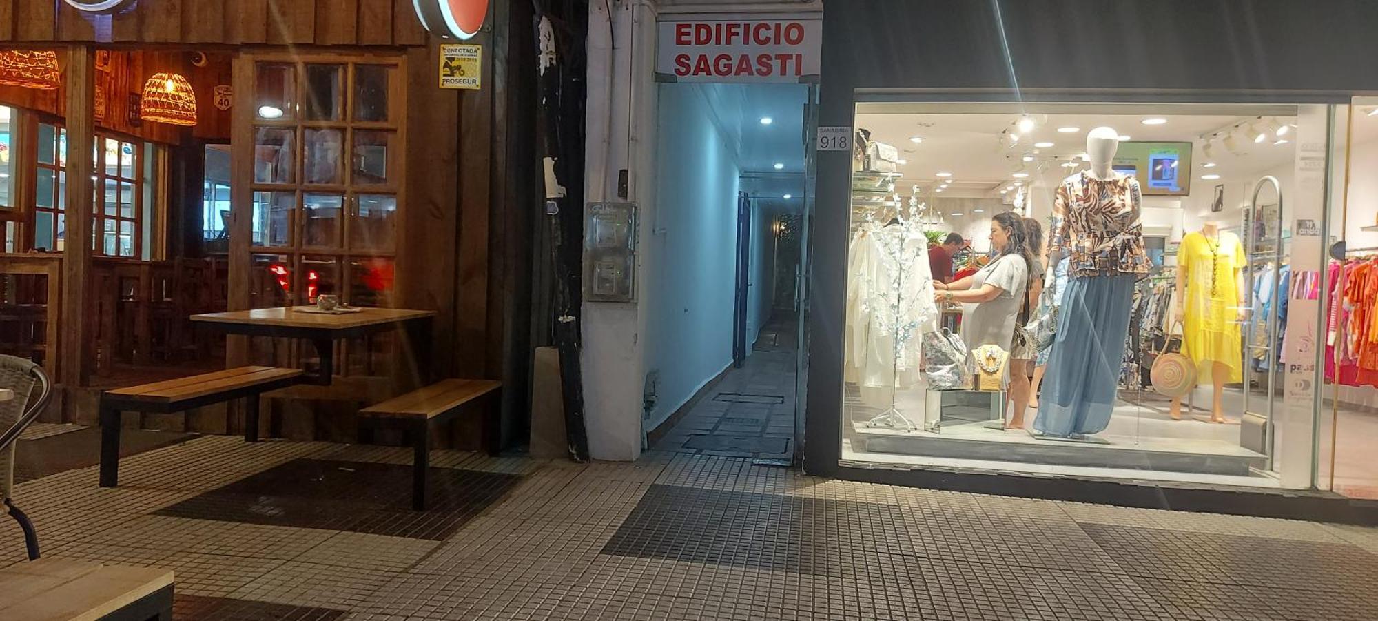 Edificio Sagasti Hotell Piriápolis Exteriör bild